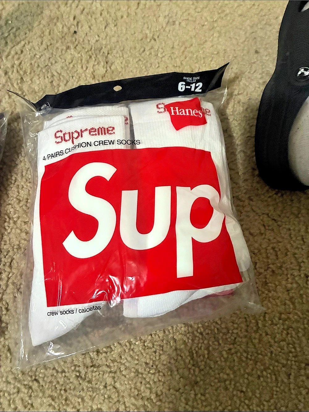 Supreme Hanes Crew Socks (4 Pack) White & Red Waist 6-12